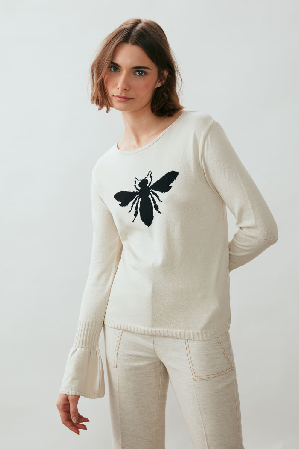 Blusa tricot abelha off white P